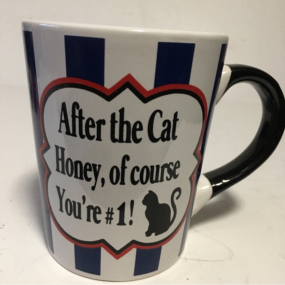 Cat Lover Cup Coffee Mug 20 oz. STONEWARE MUG black & White red EUC